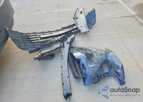 2020 Toyota Camry Le z USA, uszkodzony, nr VIN 4T1C11BK7LU002030